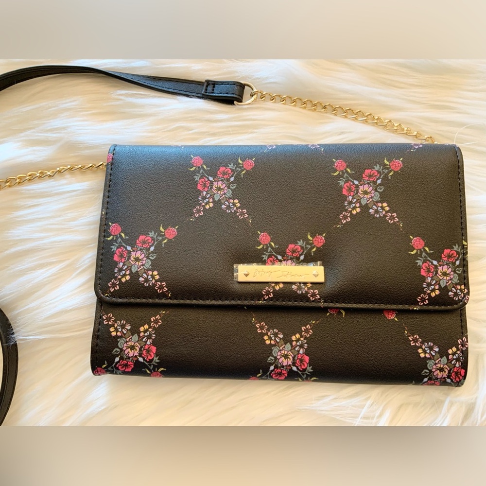 Betsey Johnson Floral Crossbody Bag/Wallet NWOT